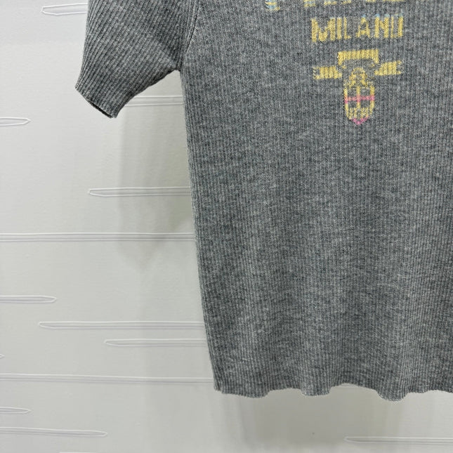 Prada 25 T-Shirt Wool with Acrylic 233531
