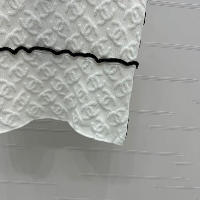 CHANEL SOFT U-NECK KNIT TOP IN BLACK AND WHITE