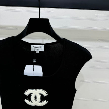 Chanel 25 Black Tank Top Square Neck Knitted