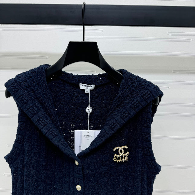 CHANEL 25S CROCHET SLEEVELESS VEST 264179