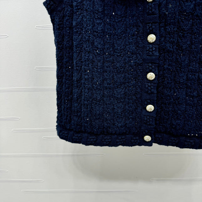 CHANEL 25S CROCHET SLEEVELESS VEST 264179