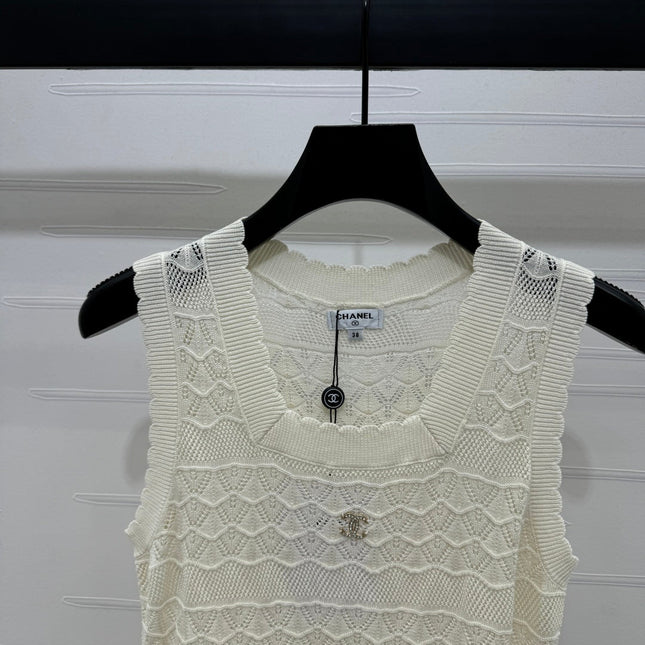 CHANEL 25S HOLLOW KNIT VEST 264154