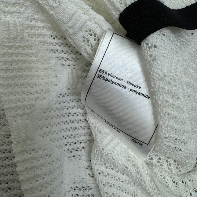 CHANEL SLEEVELESS TOP 269432