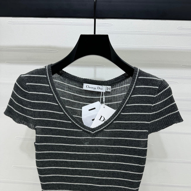 DIOR 25S SHORT SLEEVE STRIPED V-NECK SWEATER 264077