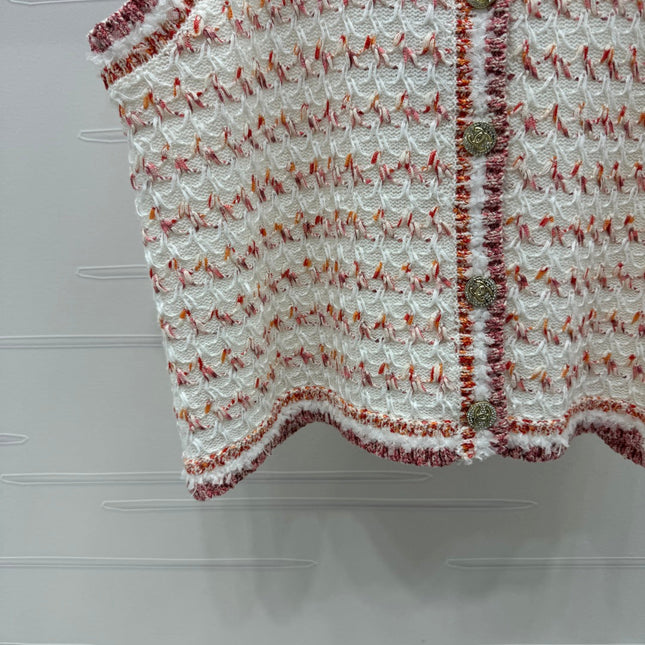 CHANEL 25S ROUND NECK KNITTED VEST WITH PEARL TAG 264029