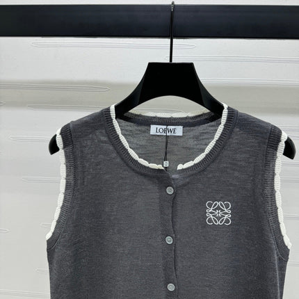 LOEWE 25S ROUND NECK KNITTED VEST WHITE 264068