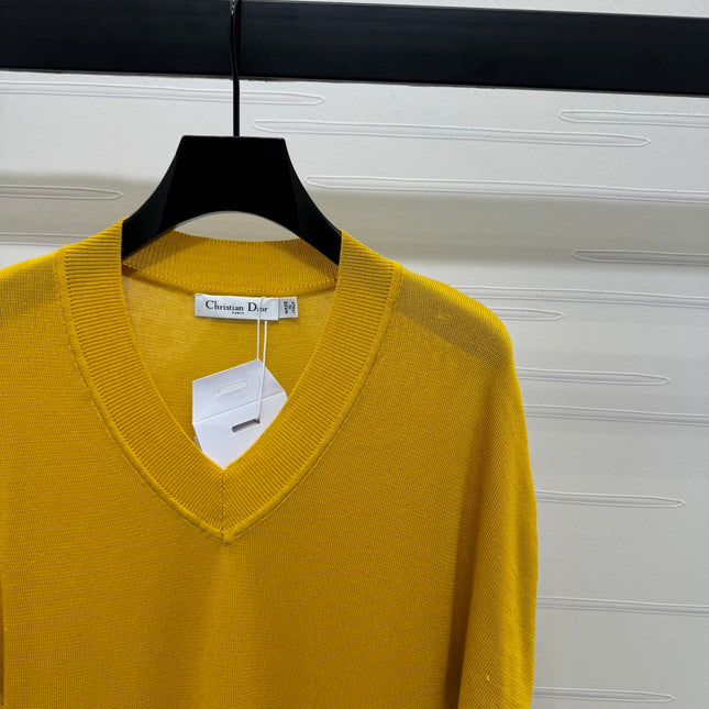 DIOR V-NECK KNITTED SHORT-SLEEVE T-SHIRT YELLOW 274935