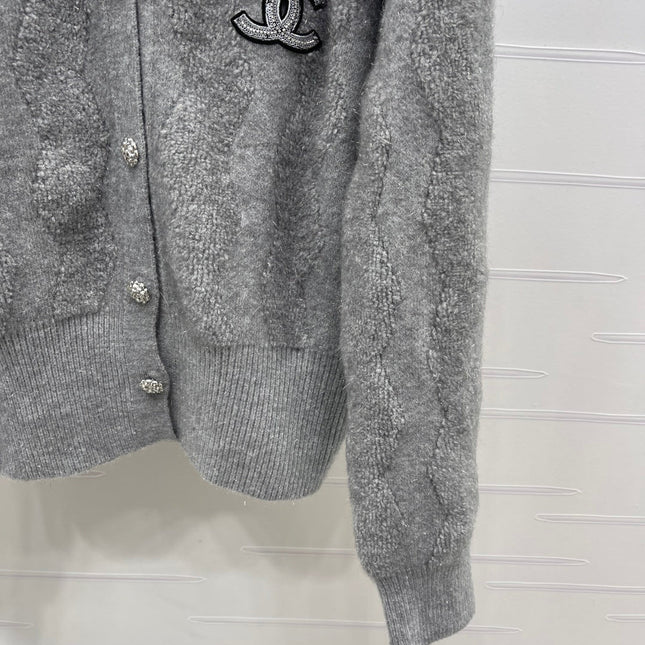 CHANEL 25S CARDIGAN STYLE 201