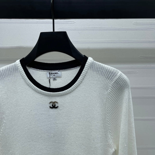 CHANEL 25S SWEATER STYLE 208