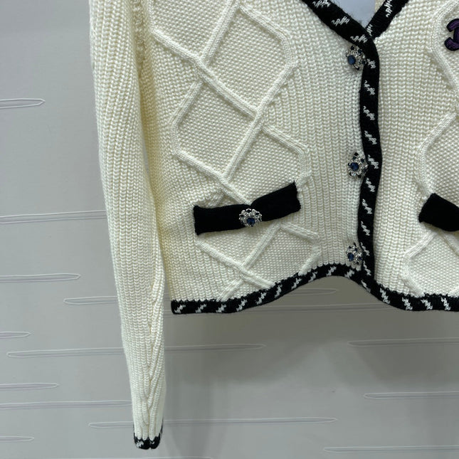 CHANEL 25S CARDIGAN STYLE 198