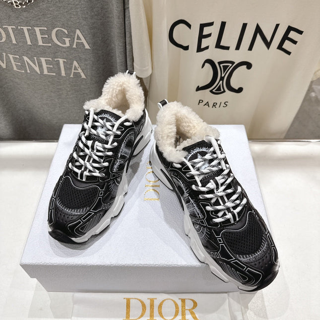 DIOR CHRONO SNEAKER 25S IN BLACK LAMBSKIN AND MESH FABRIC STYLE 3