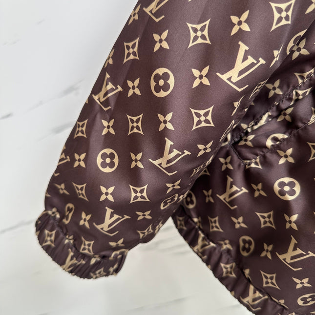 LV DOUBLE-SIDED HOODED JACKET 239107