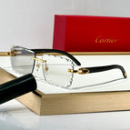 Clear photochromic lenses