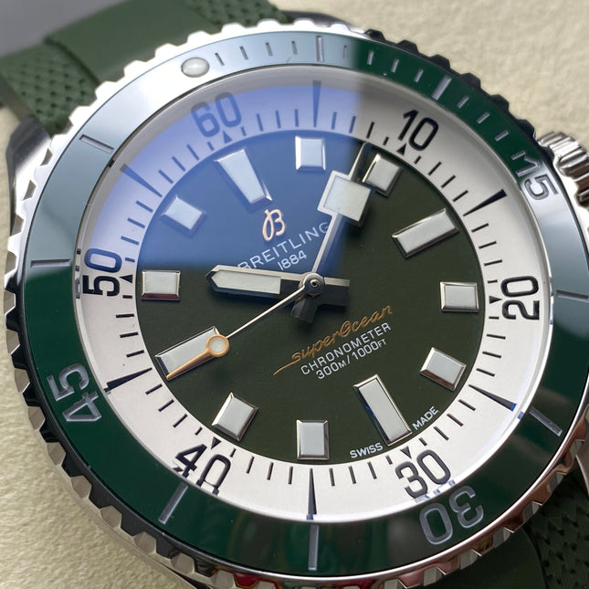 SUPEROCEAN AUTOMATIC 44 GREEN CERAMIC BEZEL GREEN RUBBER STRAP