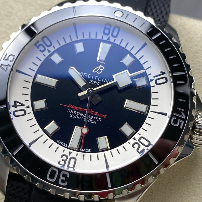 SUPEROCEAN AUTOMATIC 44 STEEL CASE BLACK RUBBER STRAP
