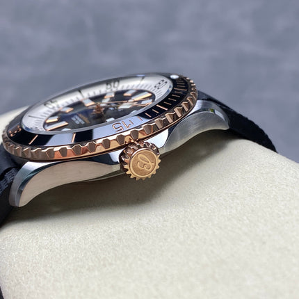 SUPEROCEAN AUTOMATIC 44 STEEL AND RED GOLD CASE WHITE MIX BLACK DIAL