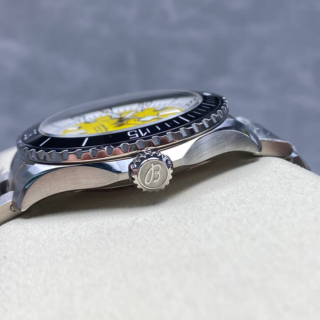SUPEROCEAN AUTOMATIC 44 BLACK CERAMIC BEZEL YELLOW AND WHITE DIAL