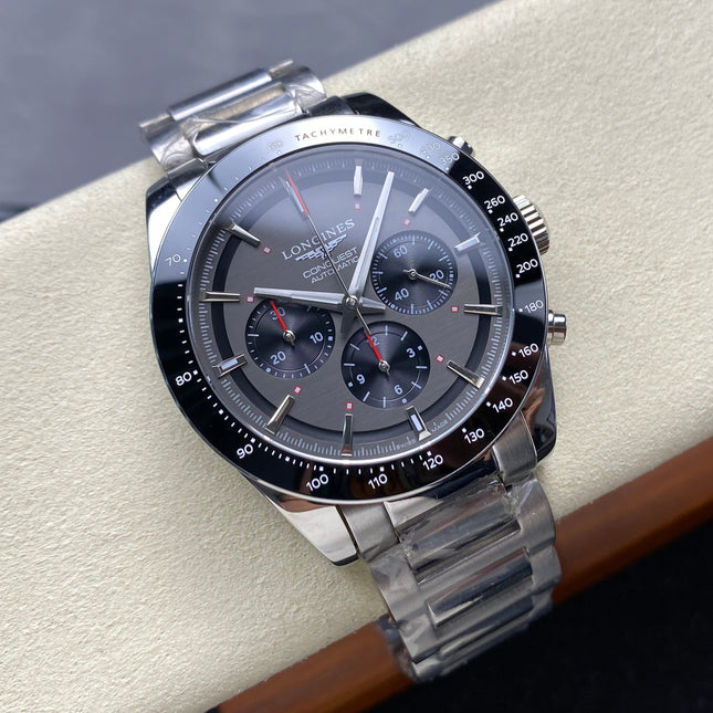 CONQUEST CHRONOGRAPH 42 MM SILVER CASE WITH FULL BLACK DIAL
