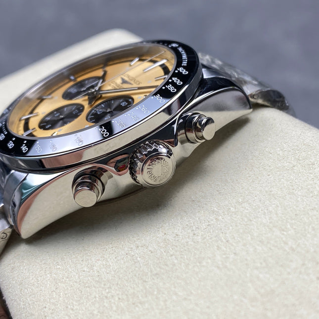 CONQUEST CHRONOGRAPH 42 MM SILVER CASE WITH GOLD DIAL