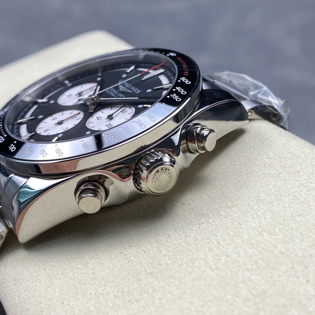 CONQUEST CHRONOGRAPH 42 MM SILVER CASE WITH BLACK DIAL