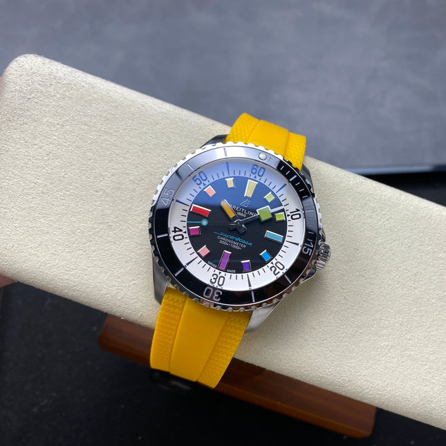 SUPEROCEAN 44 STEEL CASE YELLOW RUBBER STRAP