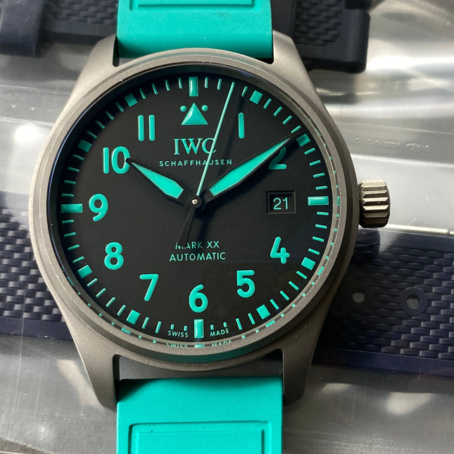 PILOT’S WATCH MARK XX MERCEDES  SILVER CASE ON TEAL GREEN RUBBER STRAP