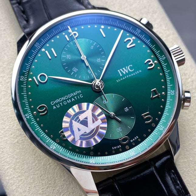 PORTUGIESER AUTOMATIC 40 MM WATCH SILVER CASE WITH BLACK LEATHER STRAP AND GREEN FOREST DIAL