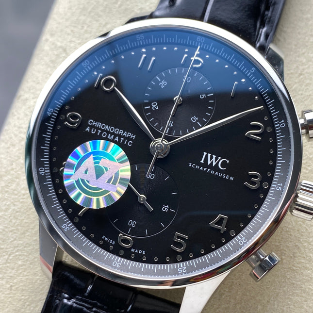 PORTUGIESER AUTOMATIC 40 MM WATCH SILVER CASE WITH BLACK LEATHER STRAP AND DIAL