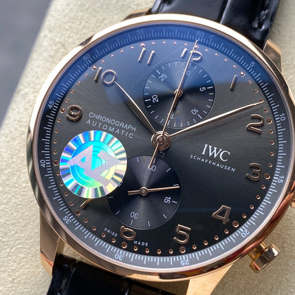 PORTUGIESER AUTOMATIC 40 MM WATCH ROSE GOLD CASE WITH BLACK LEATHER STRAP AND DIAL