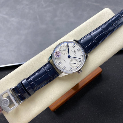 PORTUGIESER AUTOMATIC 42 WATCH SILVER CASE WITH BLACK LEATHER STRAP