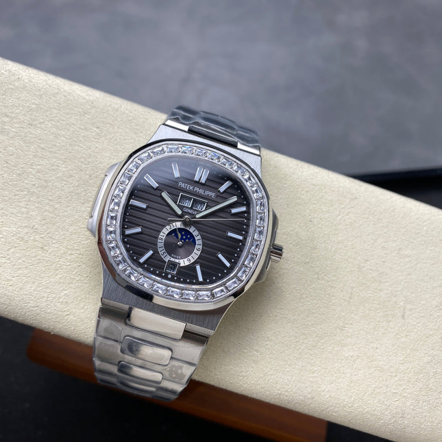 NAUTILUS STEEL ATTACHED DIAMOND BEZEL BLACK DIAL