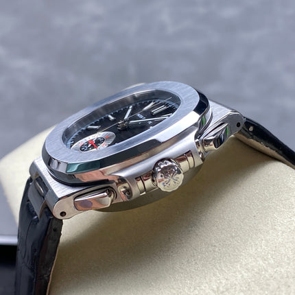 NAUTILUS STEEL CASE BLACK DIAL