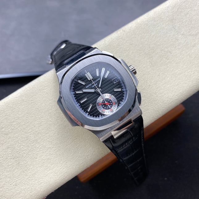 NAUTILUS STEEL CASE BLACK DIAL