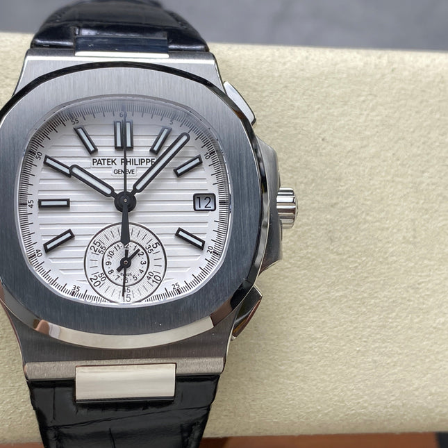 NAUTILUS STEEL CASE WHITE DIAL