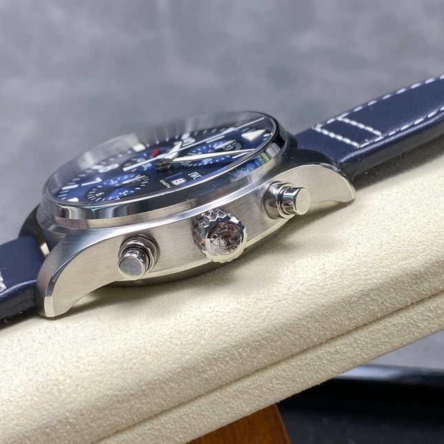 PILOT'S WATCH MARK XX STAINLESS STEEL CASE WITH NAVY BLUE LEATHER TRAP AND DIAL