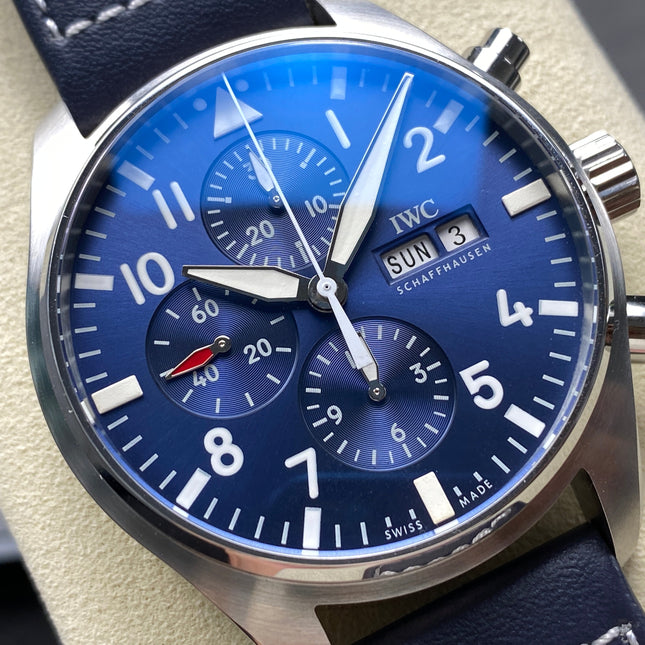 PILOT'S WATCH MARK XX STAINLESS STEEL CASE WITH NAVY BLUE LEATHER TRAP AND DIAL