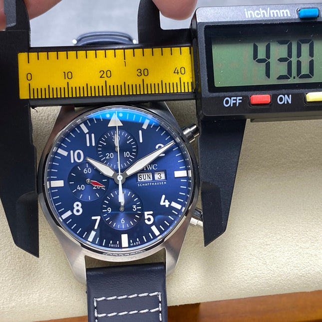 PILOT'S WATCH MARK XX STAINLESS STEEL CASE WITH NAVY BLUE LEATHER TRAP AND DIAL