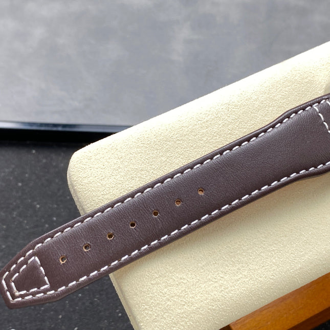 PILOT'S WATCH MARK XX STAINLESS STEEL CASE WITH BROWN LEATHER TRAP AND EMERALD GREEN DIAL