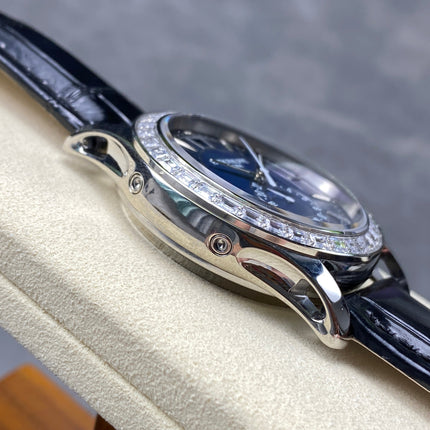 ANNUAL CALENDAR STEEL ATTACHED DIAMOND BEZEL NAVY BLUE DIAL