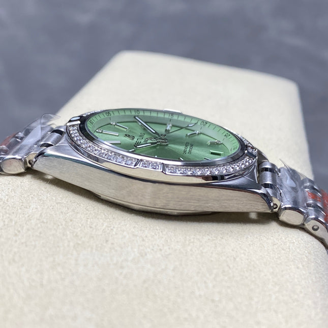 CHRONOMAT AUTOMATIC 36 STEEL WITH DIAMOND BEZEL LIGHT GREEN DIAL