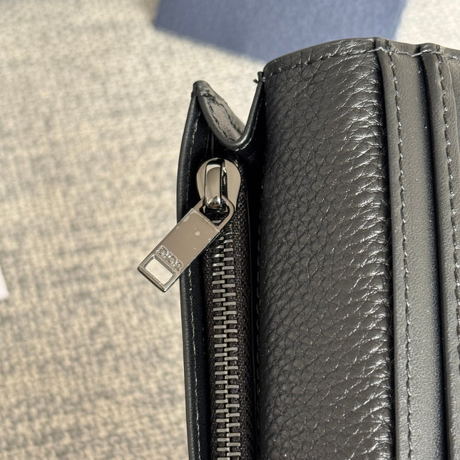 VERTICAL BIFOLD WALLET 19 IN BLACK GRAINED CALFSKIN MIX BLUE MONOGRAM OBLIQUE JACQUARD