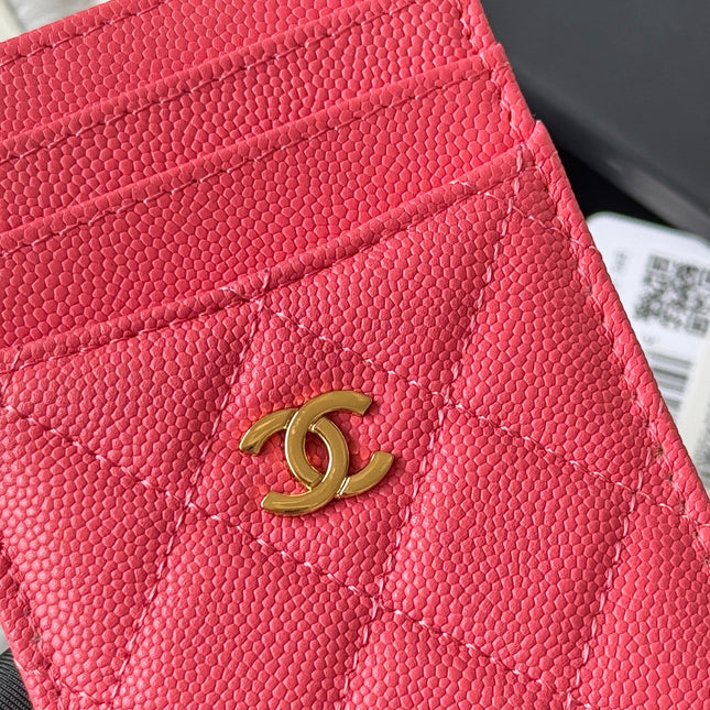 CLASSIC VERTICAL CARD HOLDER 14 IN MANDY PINK GRAINED CALFSKIN GOLD-TONE METALLIC