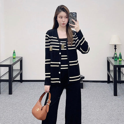 MIUMIU CARDIGAN STYLE 111