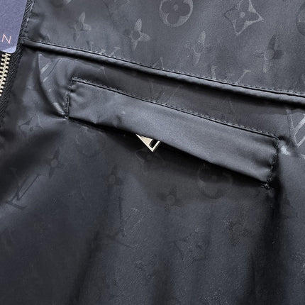 LV HOODED JACKET BLACK 239027