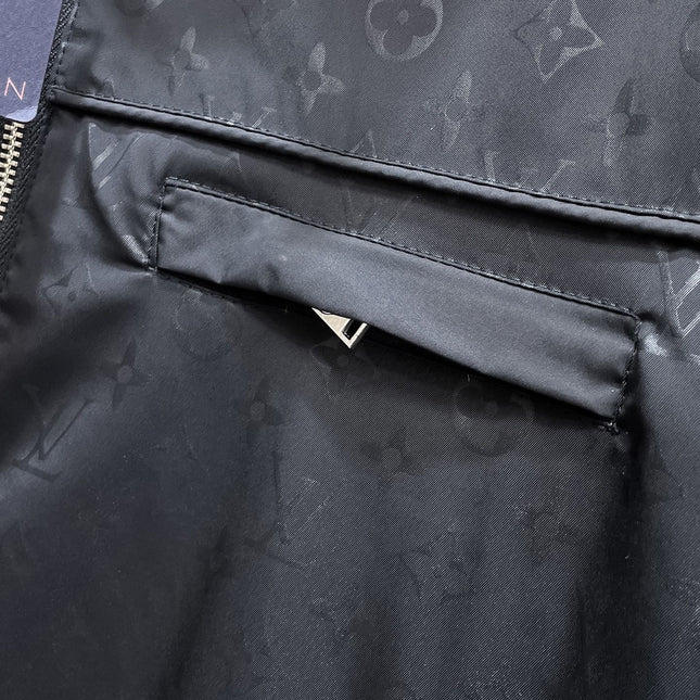 LV HOODED JACKET BLACK 239027