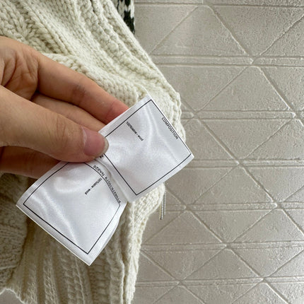 CHANEL 25S ZIPPERED CARDIGAN STYLE 115