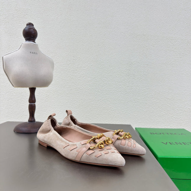 BALLET FLAT IN LIGHT BROWN SUEDE