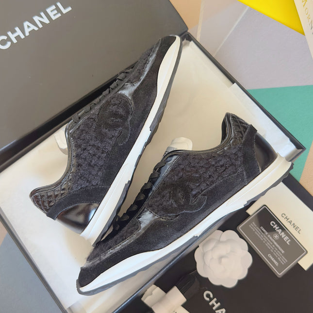 CHANEL 25S SNEAKERS 20MM IN BLACK CALFSKIN AND SUEDE