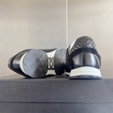 CHANEL 25S SNEAKERS 20MM IN BLACK CALFSKIN AND SUEDE