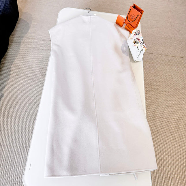HERMES 25S REVERSIBLE SLEEVELESS COAT 258